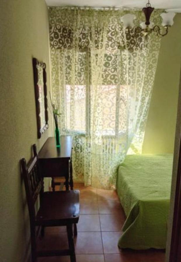 Hostal Casa Chore Hinojosa de Duero Exterior foto